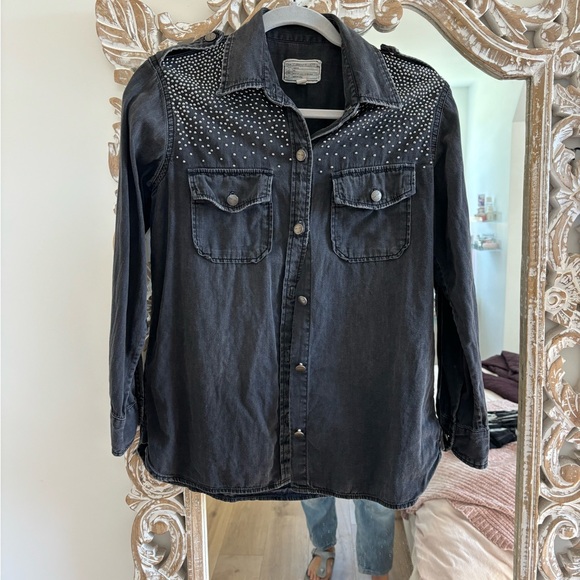 Current/Elliott * The Perfect Shirt * Montrose w/ Studs - Picture 2 of 3